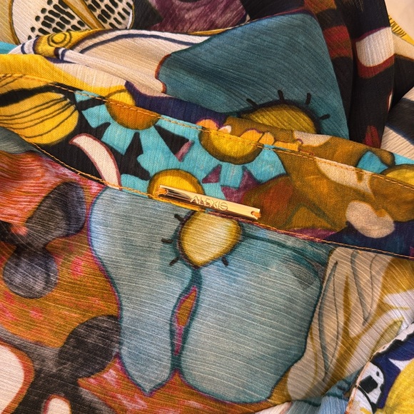 Alexis Renell In Floral Grove Blouson-Sleeve Beautiful Top Size Medium like new - Picture 3 of 4